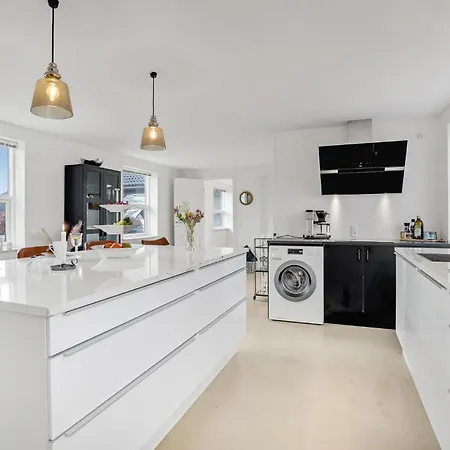 Tatil Evi Gorgeous In With Kitchen *