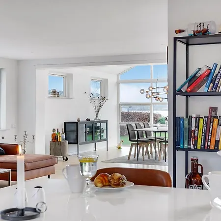 Tatil Evi Gorgeous In With Kitchen